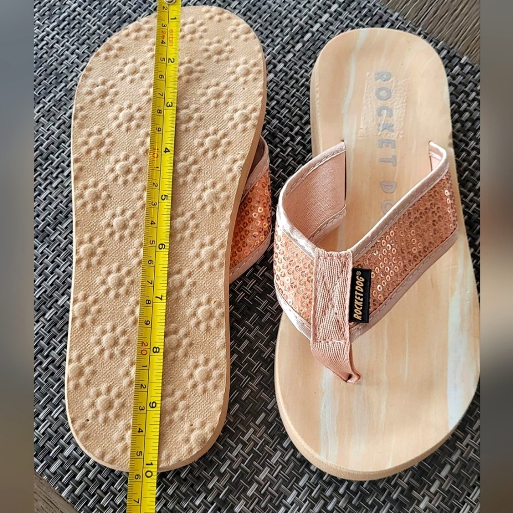 Rocket Dog Sandals - Picture 2 of 3
